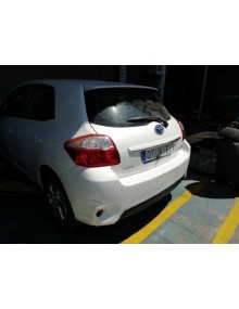 toyota auris del año 2012 2