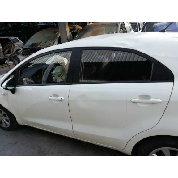 kia rio del año 2015