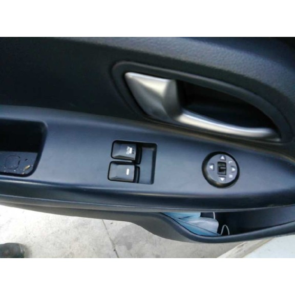 kia rio del año 2015