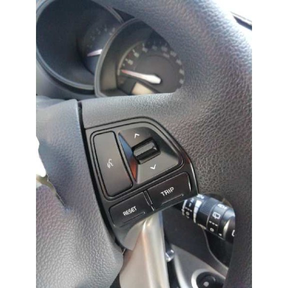 kia rio del año 2015