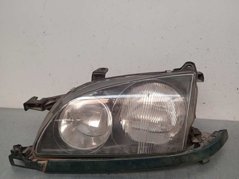 Recambio de faro izquierdo para toyota avensis berlina (t 22) referencia OEM IAM 8115005140 54533866 