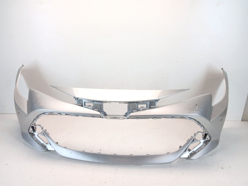 Recambio de paragolpes delantero para toyota corolla (e21) hybrid active referencia OEM IAM 5211902J90  