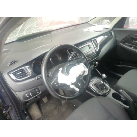 kia carens ( ) del año 2014