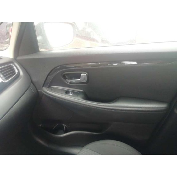 kia carens ( ) del año 2014