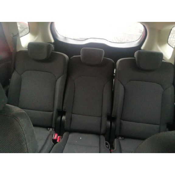 kia carens ( ) del año 2014