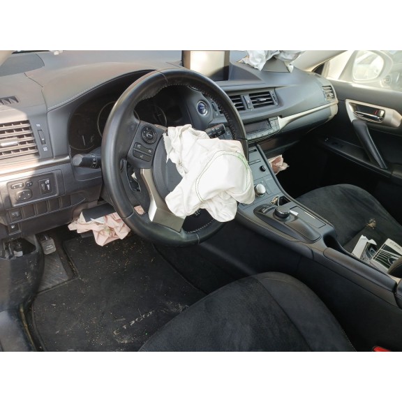 lexus ct (zwa10_) del año 2017