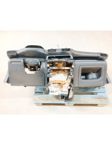 Recambio de salpicadero para peugeot rifter 1.5 bluehdi 100 referencia OEM IAM 16841899ZD  