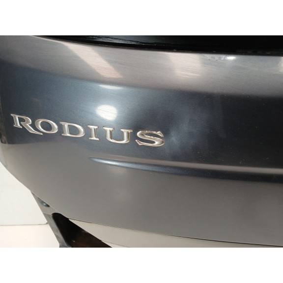 Recambio de porton trasero para ssangyong rodius i 2.7 xdi referencia OEM IAM 6401121101  