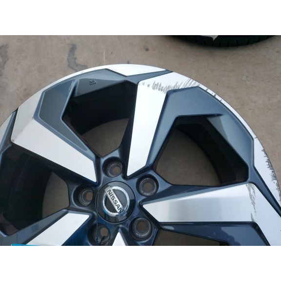 Recambio de llanta para nissan qashqai iii (j12) 1.3 dig-t referencia OEM IAM 71/2JX18 2J ET45 6UA4J 18 PULGADAS X1