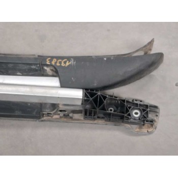 Recambio de barras techo para dacia duster ambiance 4x2 referencia OEM IAM  FALTA EMBELLECEDOR X2