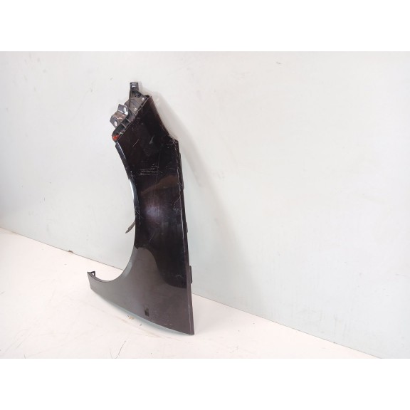 Recambio de aleta delantera izquierda para opel insignia berlina expression referencia OEM IAM 13277520 RAYADA 13277520