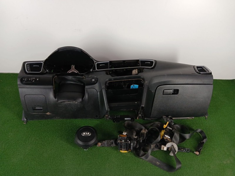 Recambio de kit airbag para kia ceed (cd) 1.6 crdi 136 referencia OEM IAM 84710J7000WK  