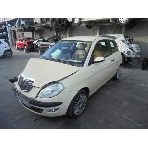 lancia ypsilon (101) del año 2004