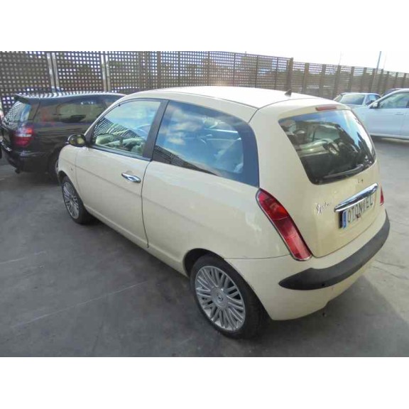 lancia ypsilon (101) del año 2004