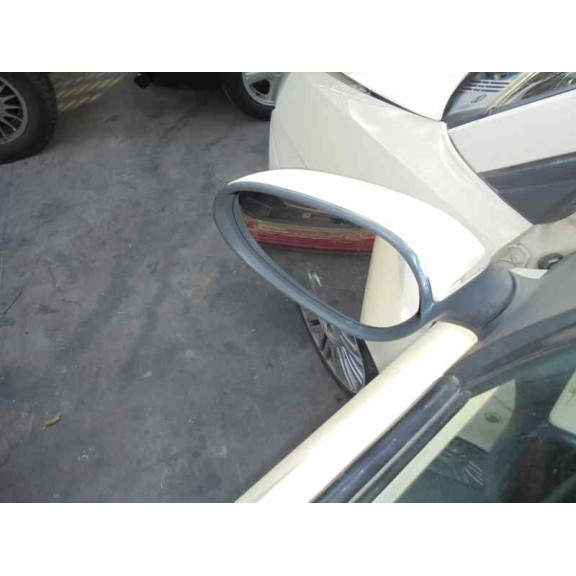 lancia ypsilon (101) del año 2004