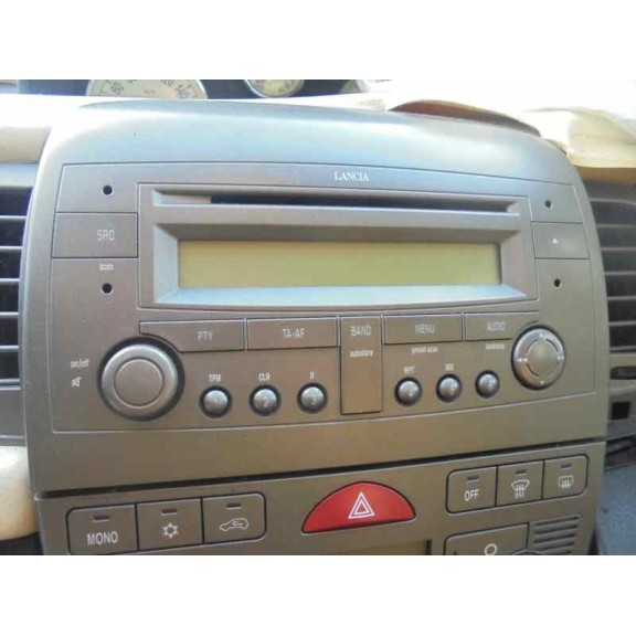 lancia ypsilon (101) del año 2004