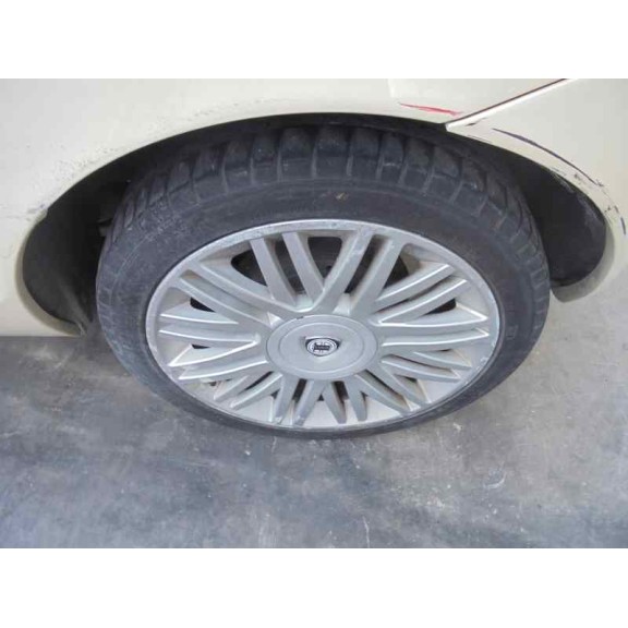 lancia ypsilon (101) del año 2004