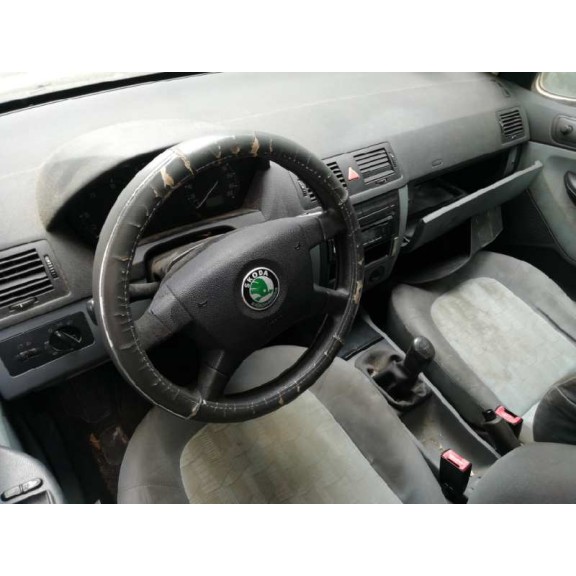 skoda fabia (6y2/6y3) del año 2001