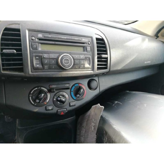 nissan micra c+c (ck12e) del año 2009