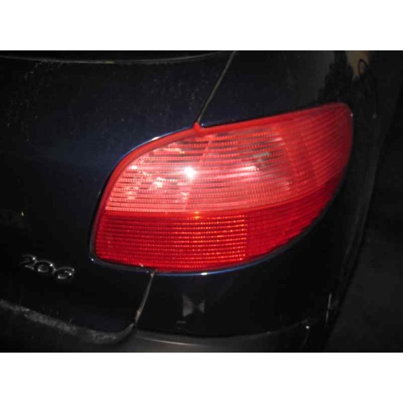 peugeot 206 berlina del año 1999