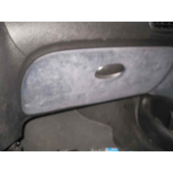 peugeot 206 berlina del año 1999