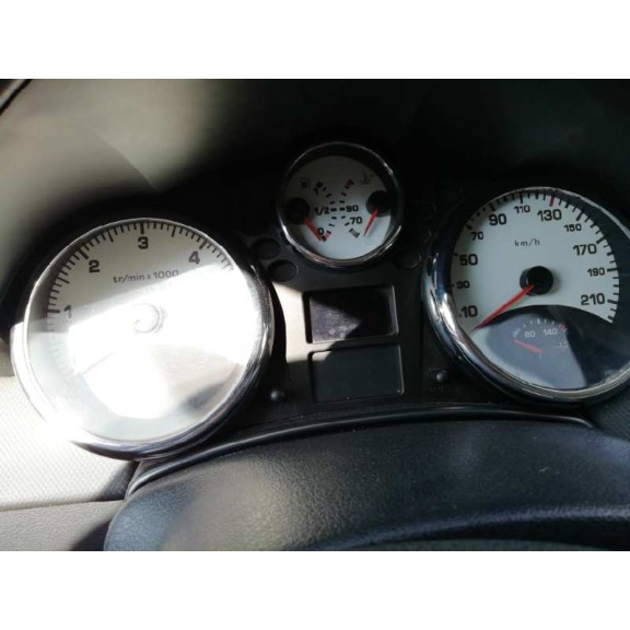 peugeot 207 del año 2007