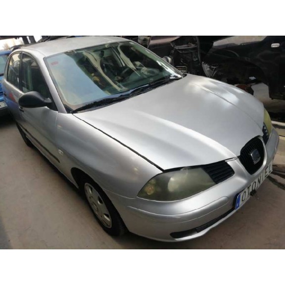 seat ibiza (6l1) del año 2002