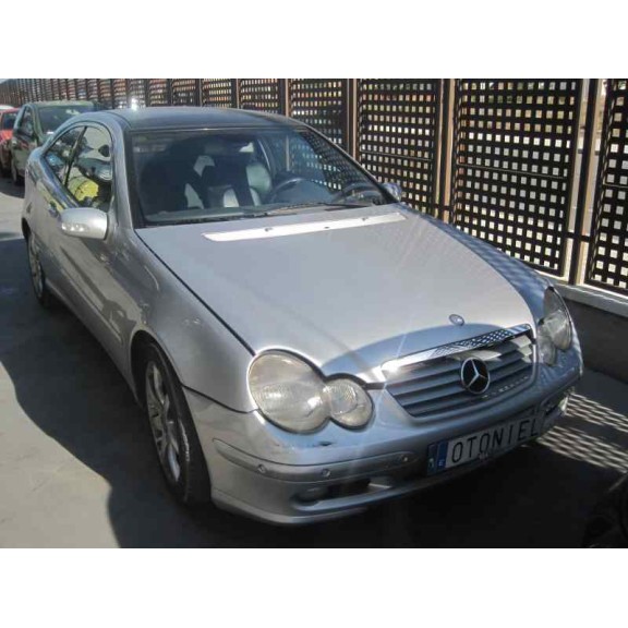 mercedes-benz clase c (w203) sportcoupe del año 2002