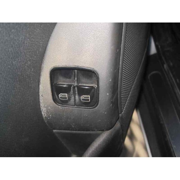 mercedes-benz clase c (w203) sportcoupe del año 2002