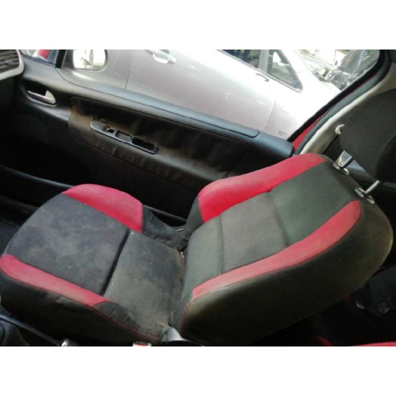 peugeot 207 del año 2006