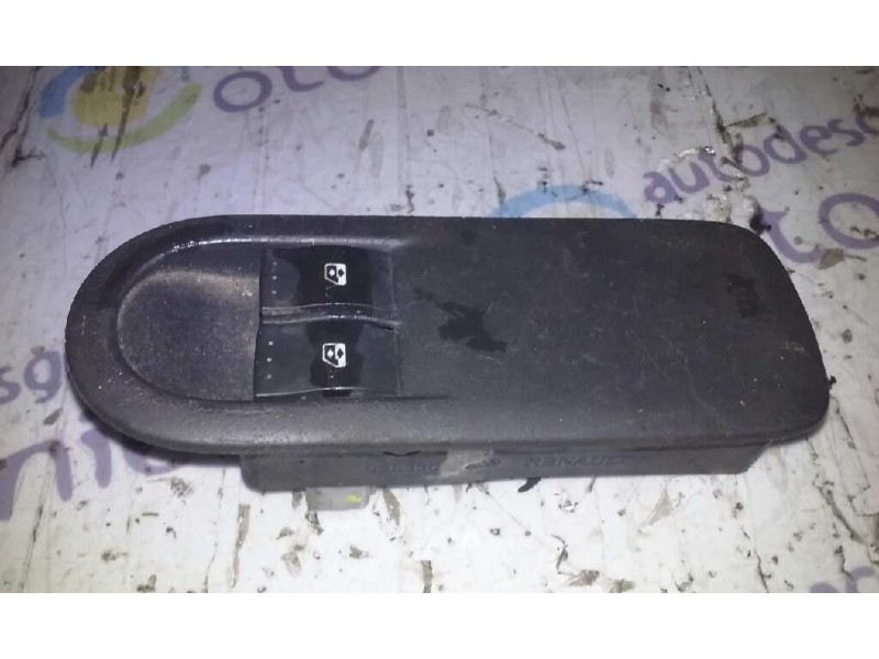 Recambio de mando elevalunas delantero izquierdo para renault megane ii berlina 3p confort authentique referencia OEM IAM  GRIS 