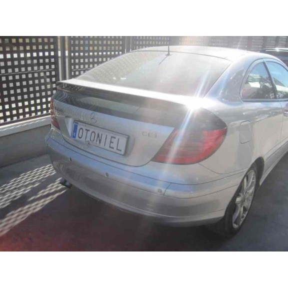 mercedes-benz clase c (w203) sportcoupe del año 2002