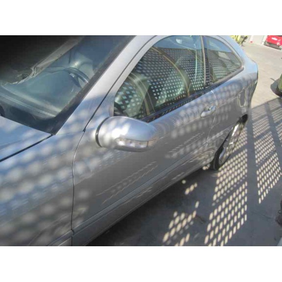 mercedes-benz clase c (w203) sportcoupe del año 2002