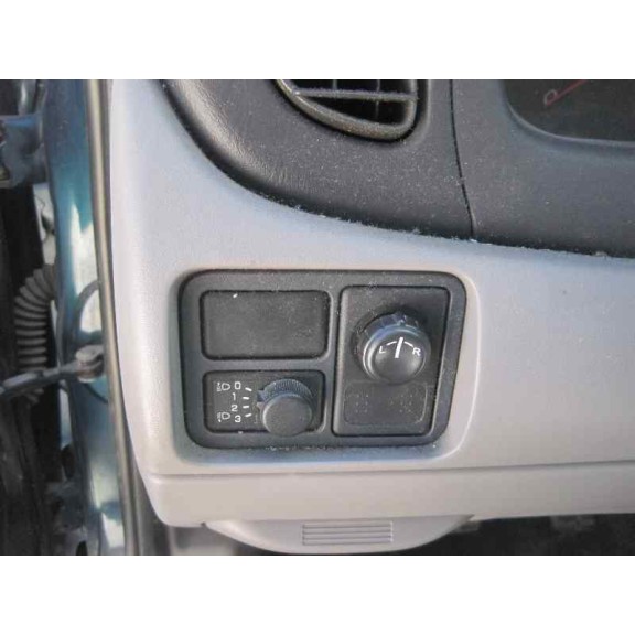 nissan almera (n16/e) del año 2000