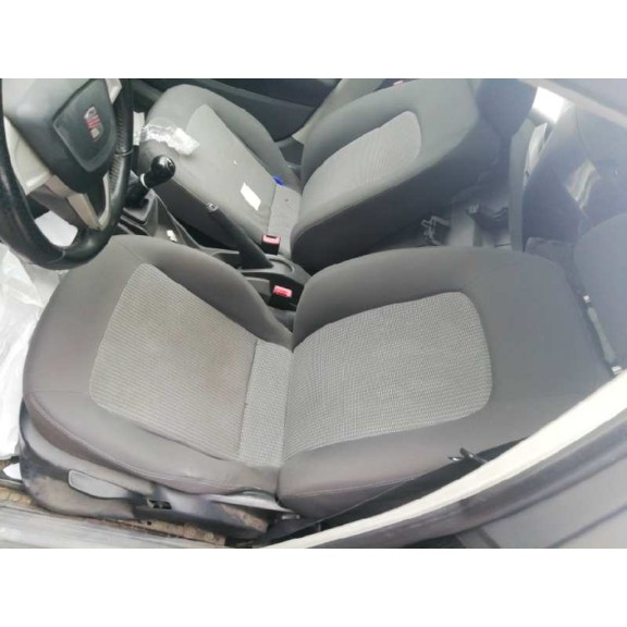 seat ibiza st (6j8) del año 2011