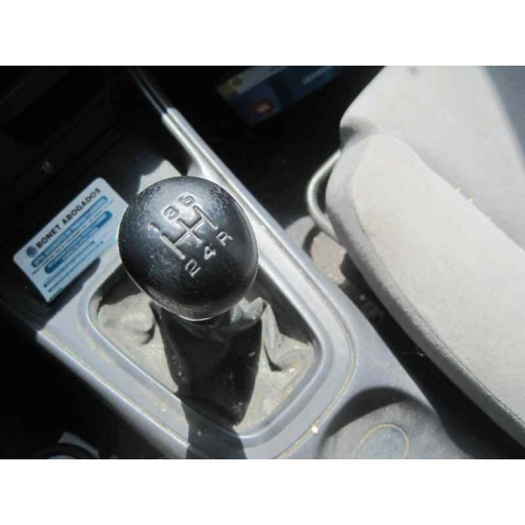 nissan almera (n16/e) del año 2000