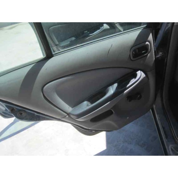 nissan almera (n16/e) del año 2000