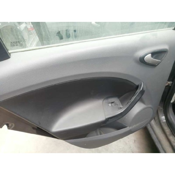 seat ibiza st (6j8) del año 2011