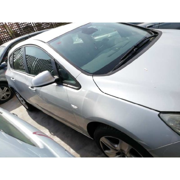 opel astra j lim. del año 2011