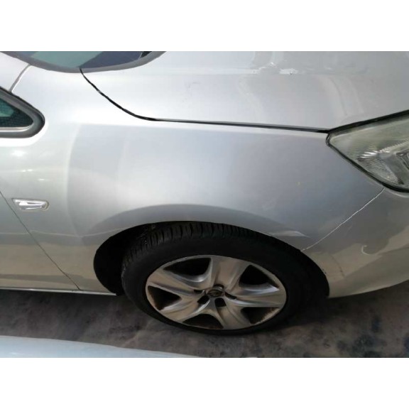 opel astra j lim. del año 2011