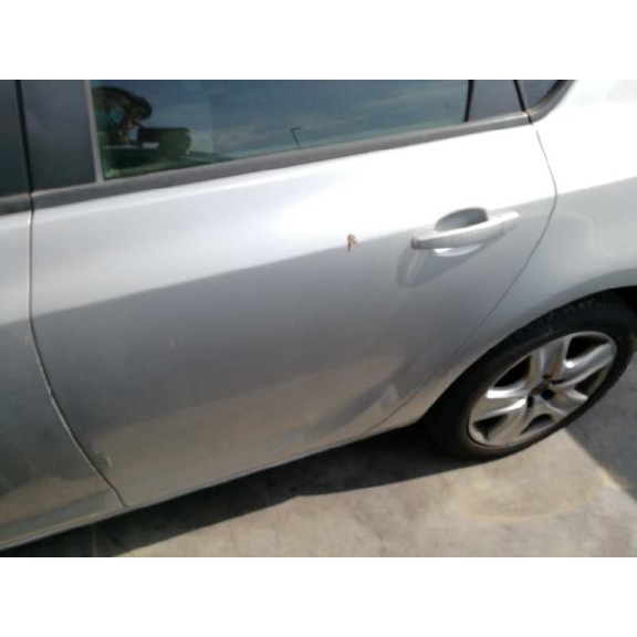 opel astra j lim. del año 2011