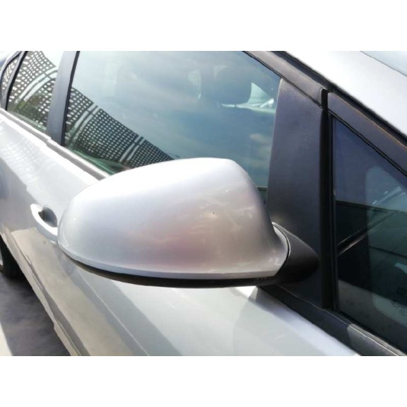 opel astra j lim. del año 2011