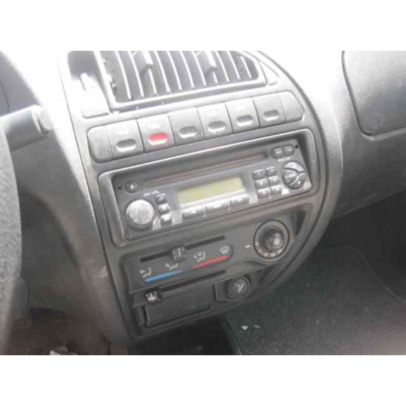 citroën saxo del año 2001