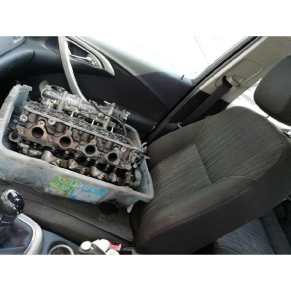 opel astra j lim. del año 2011