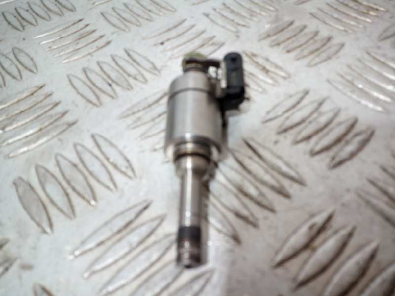 Recambio de inyector para ford focus lim. (cb8) trend referencia OEM IAM DM5G9F593AA  