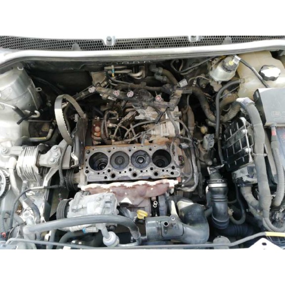 opel astra j lim. del año 2011