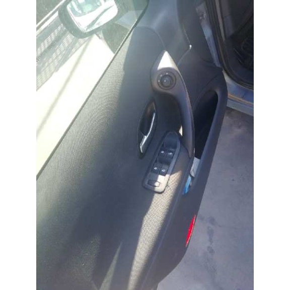 renault laguna ii (bg0) del año 2004