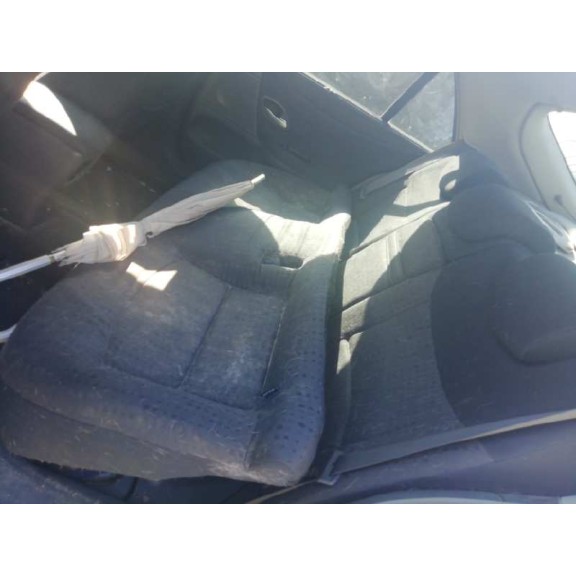 renault laguna ii (bg0) del año 2004