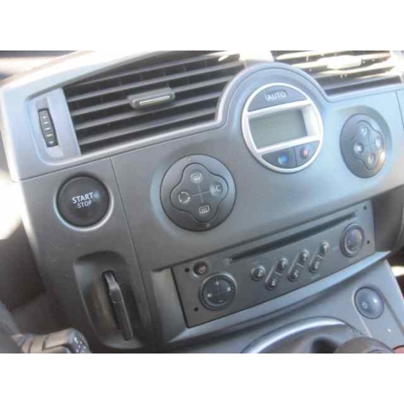 renault scenic ii del año 2006