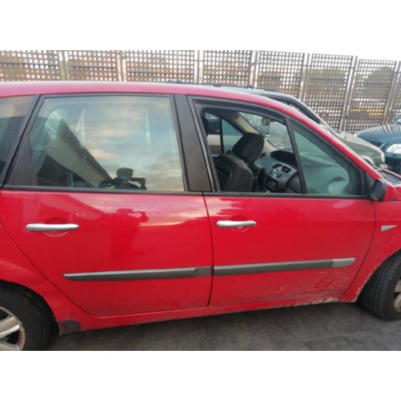 renault scenic ii del año 2004